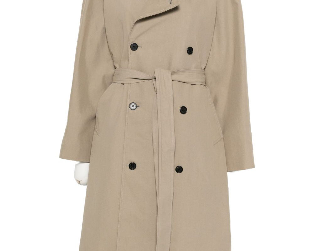 Dunst FAQ: Coats, Fit, Fabric & the “MOZ” Mystery