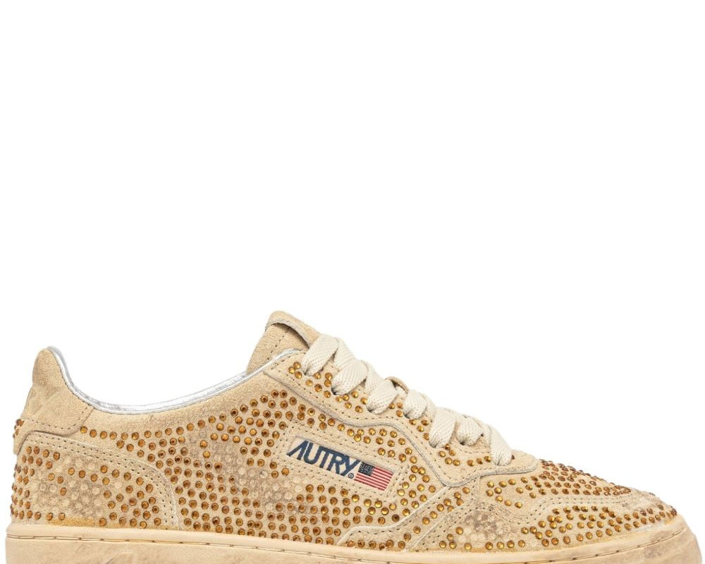 032C FAQ: Berlin Cool, Dresses, Tote Bags & More