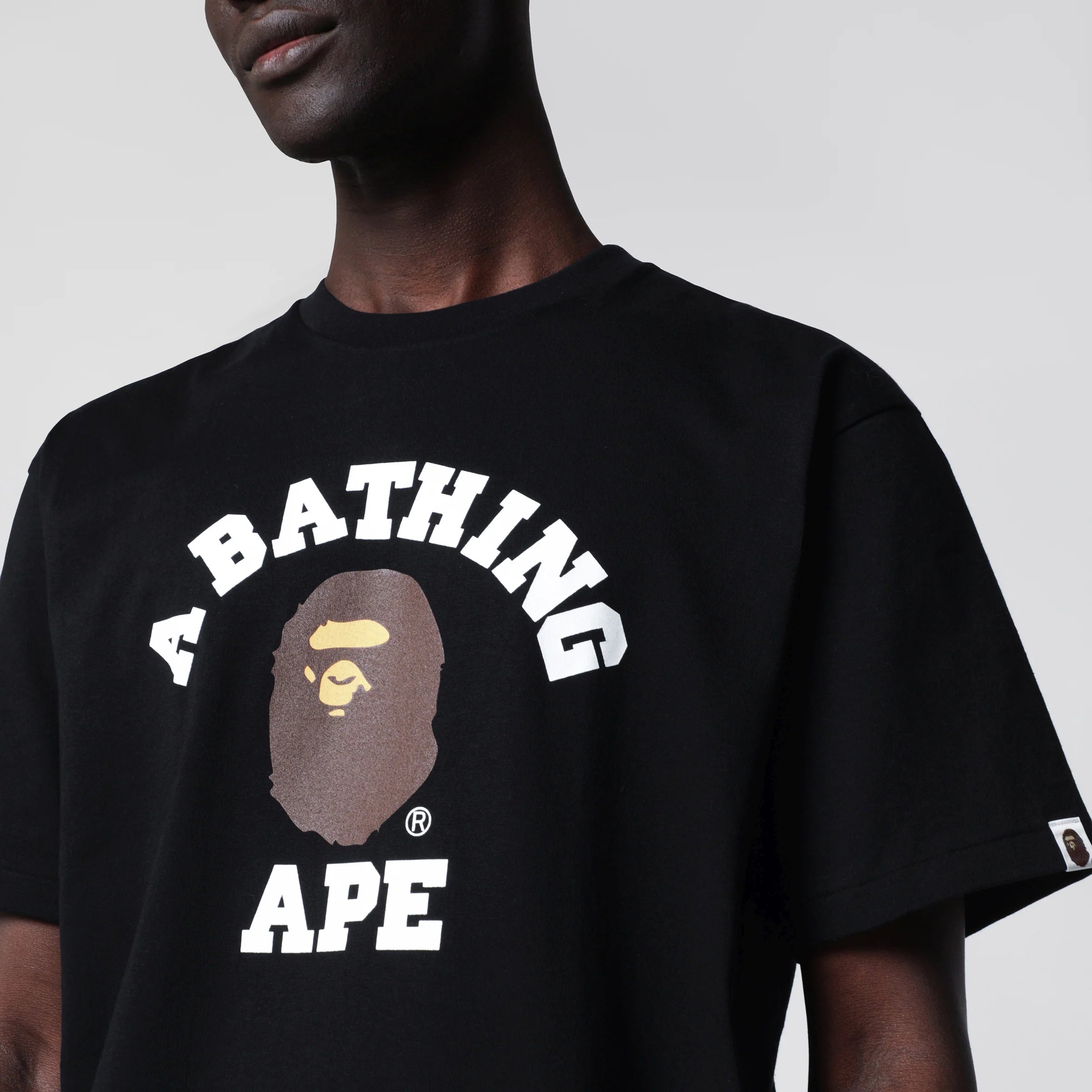 001TEM301001MCO_S_BAPE-BLK.e.webp