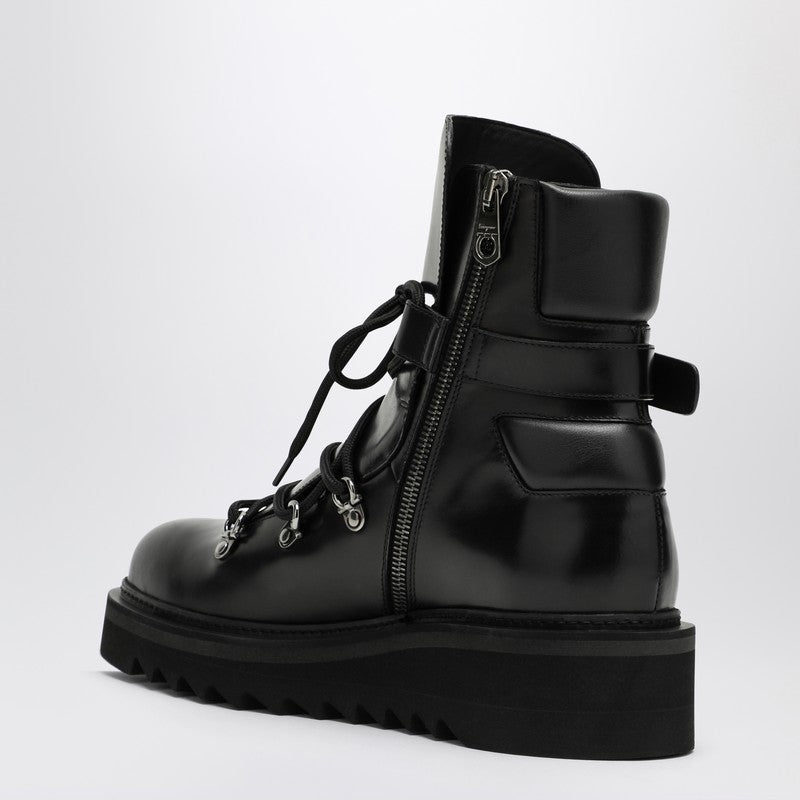 Bottines à lacets en cuir noir Ferragamo