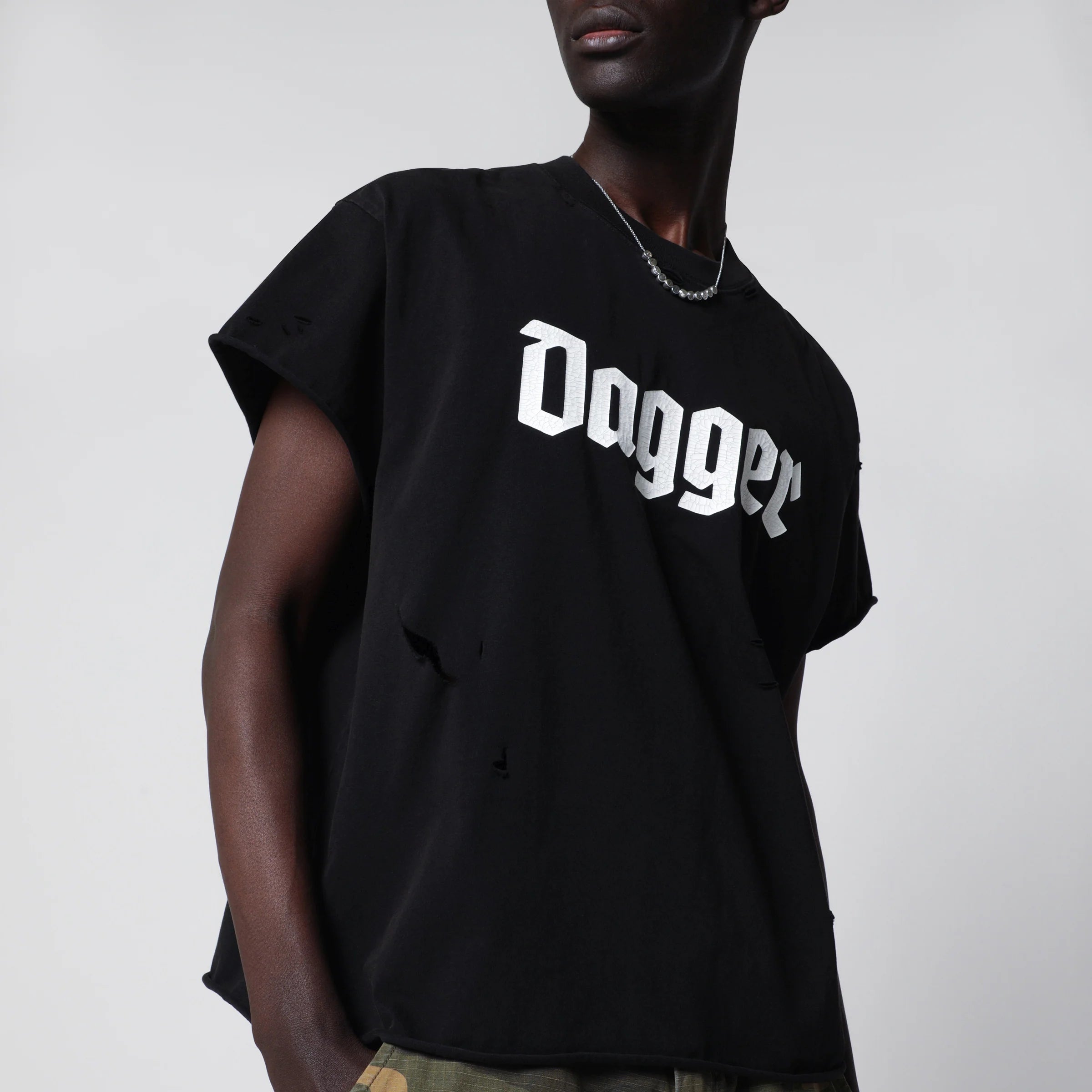 10012CO_S_DAGGE-WB.e.webp