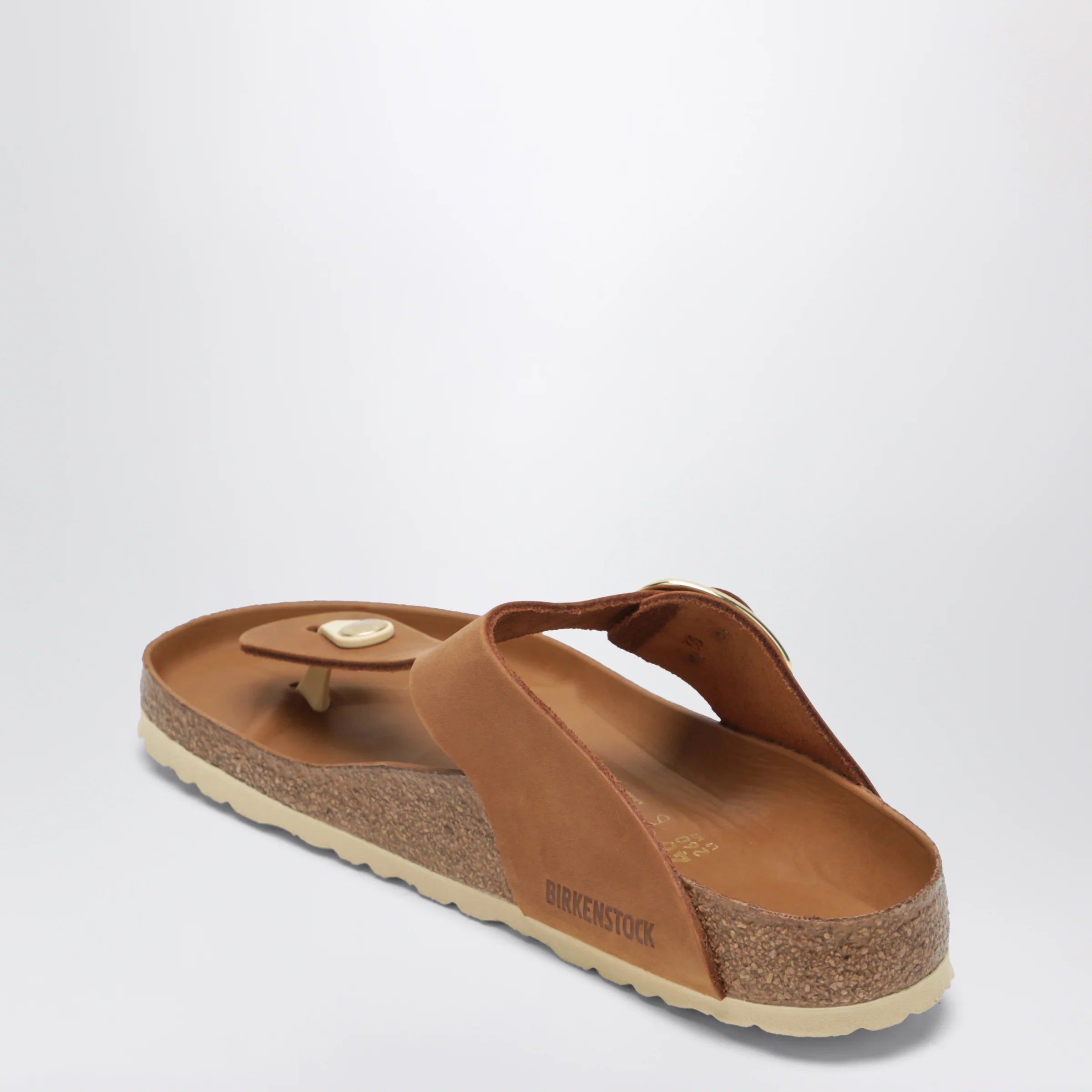 Birkenstock Gizeh Big Buckle slides in Cognac