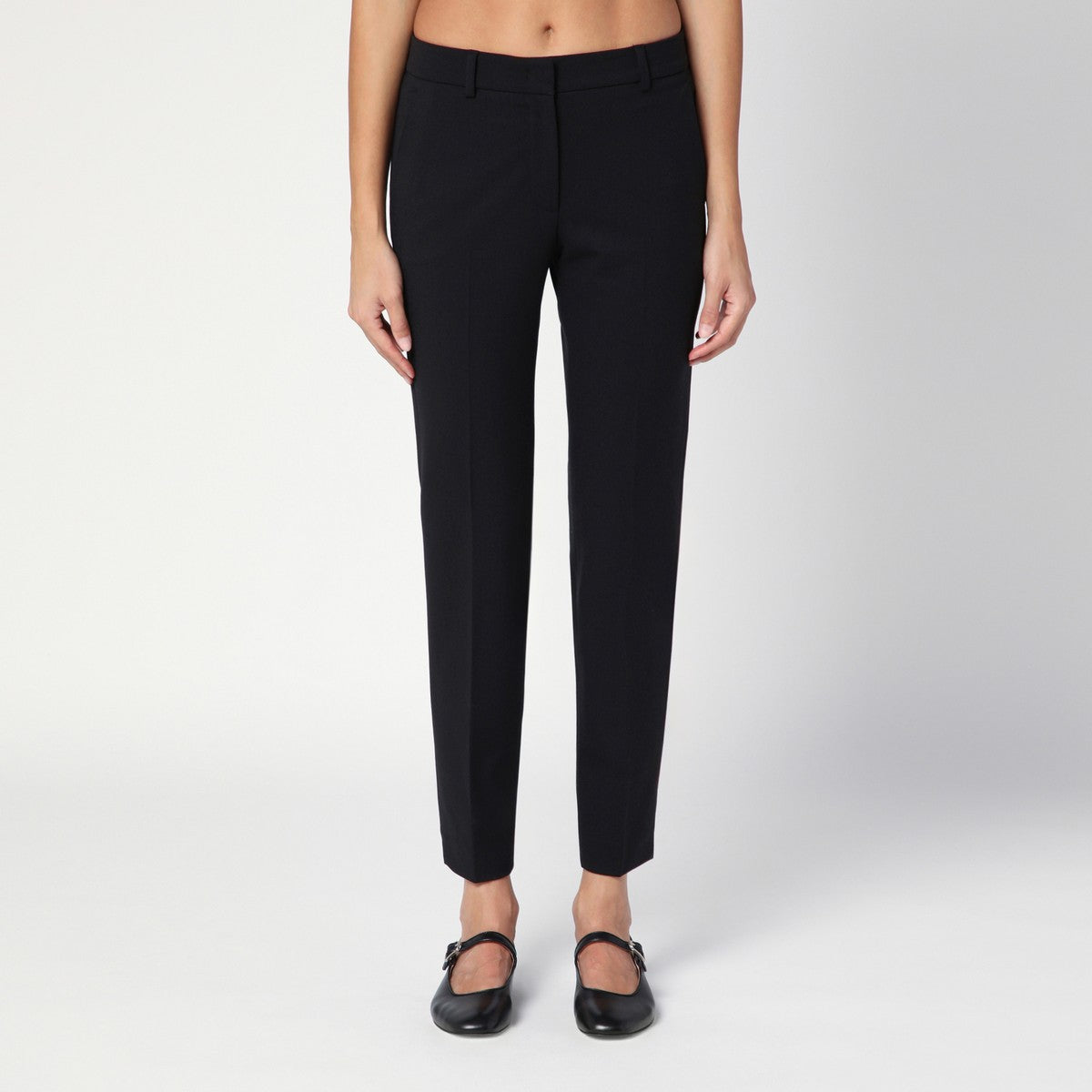Black wool blend slim trousers — QUELLEDUE