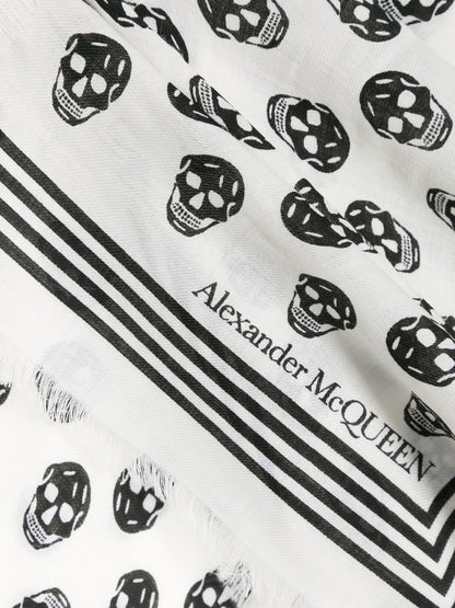 Écharpes Alexander McQueen blanches