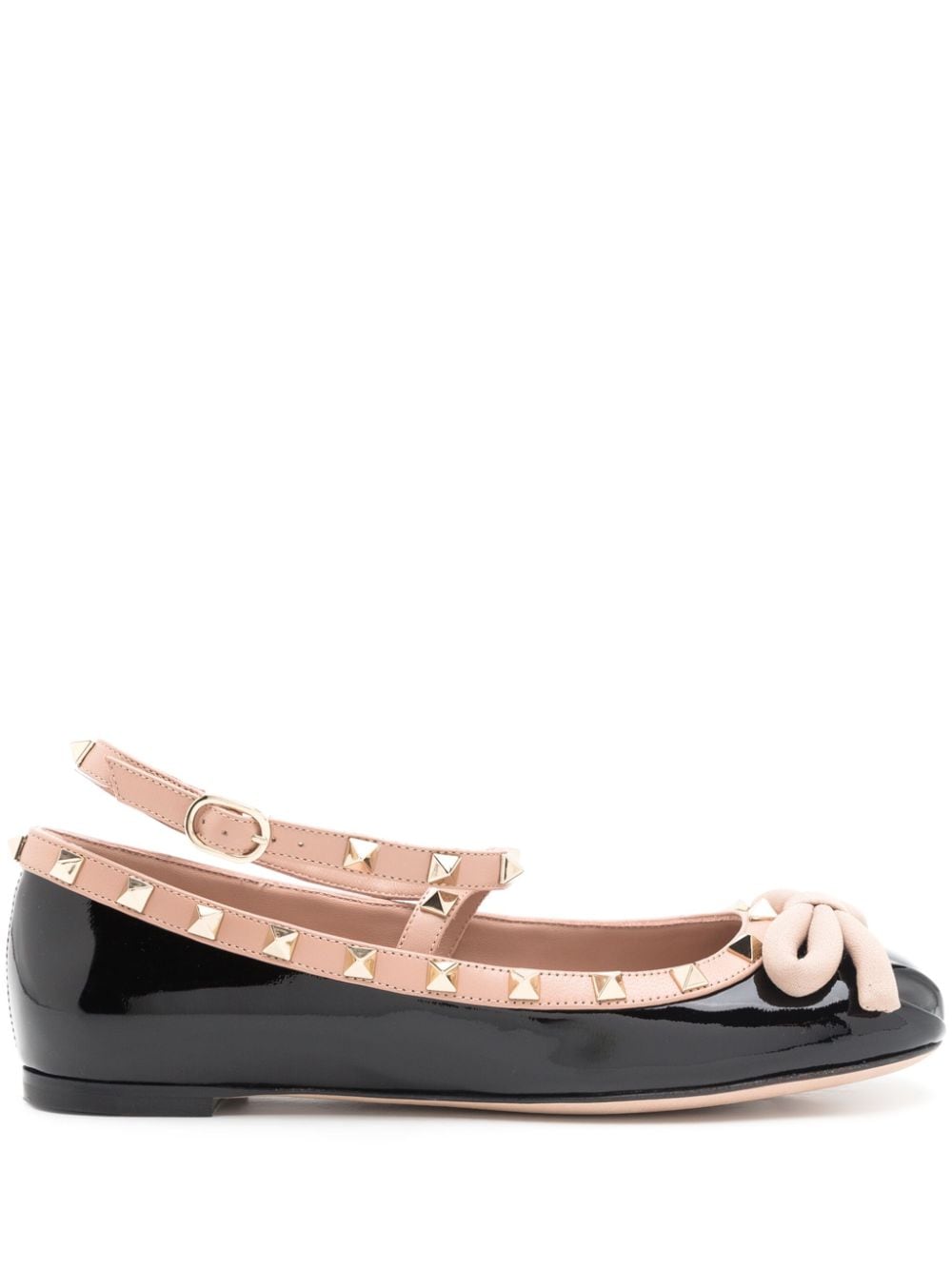 Chaussures plates Valentino Garavani en cuir verni noir