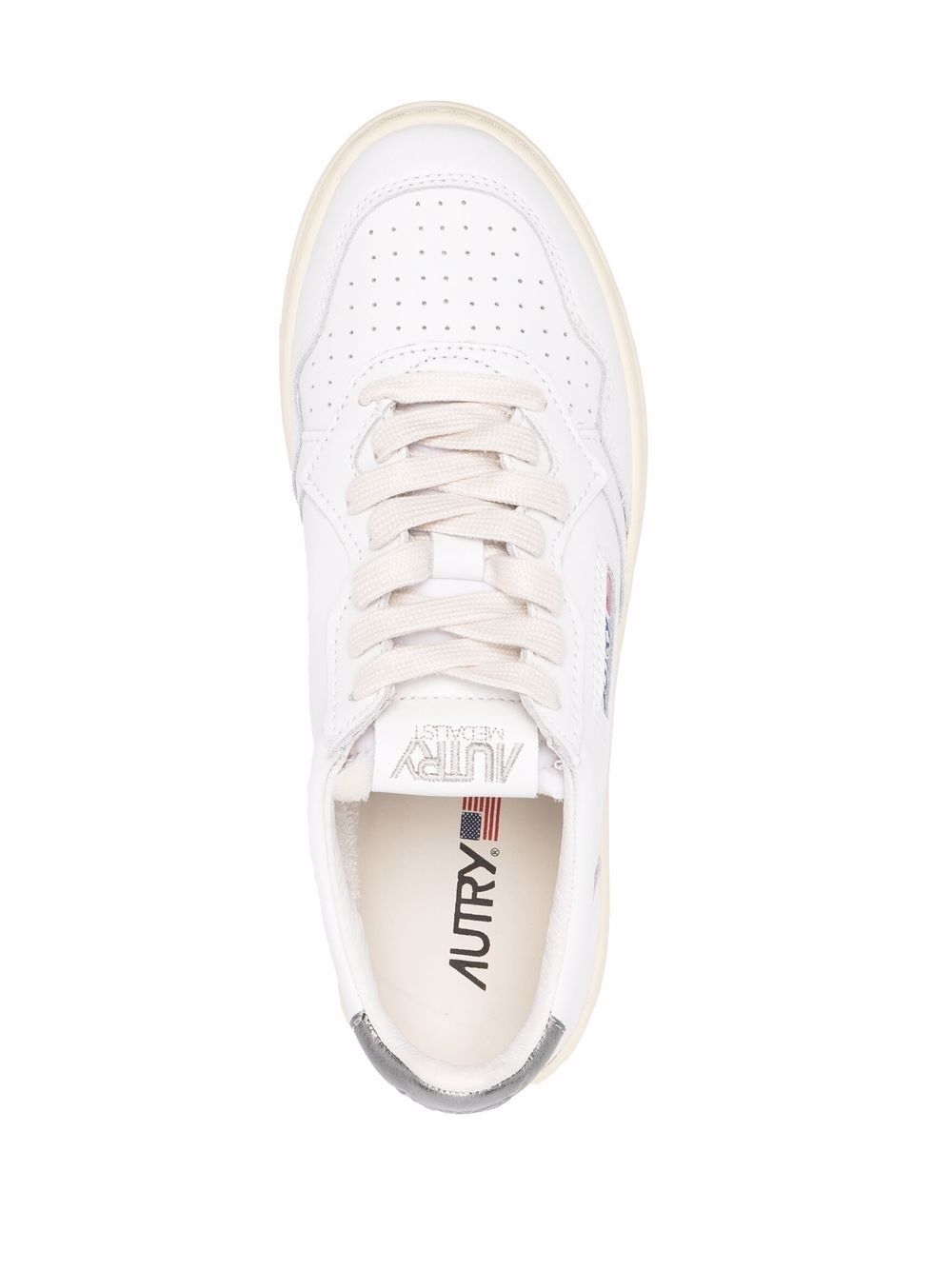 AUTRY Sneakers Silver — Effortless Shine, Everyday Comfort
