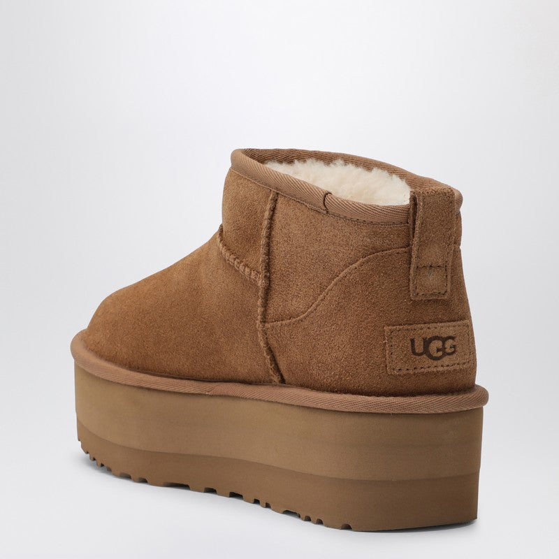 Bottines à plateforme UGG Classic Ultra Mini en châtaigne