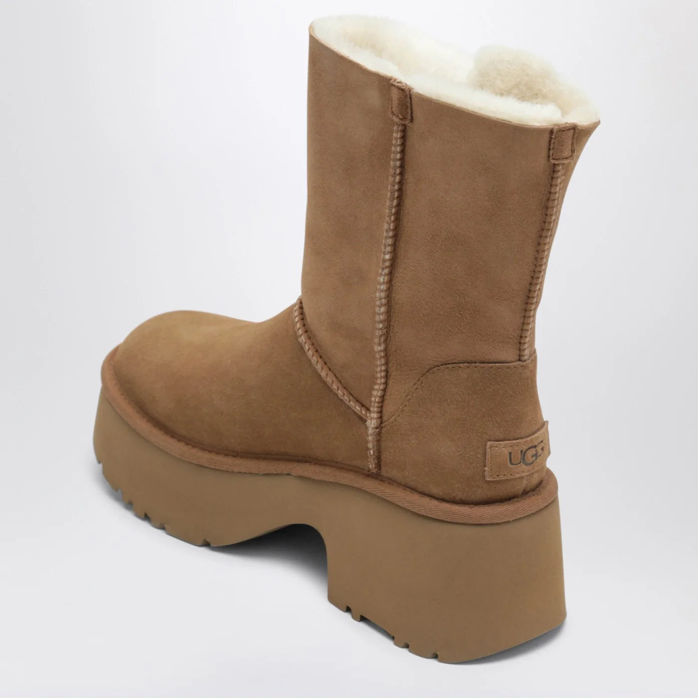 1171533LE_R_UGG-CHE.d.webp