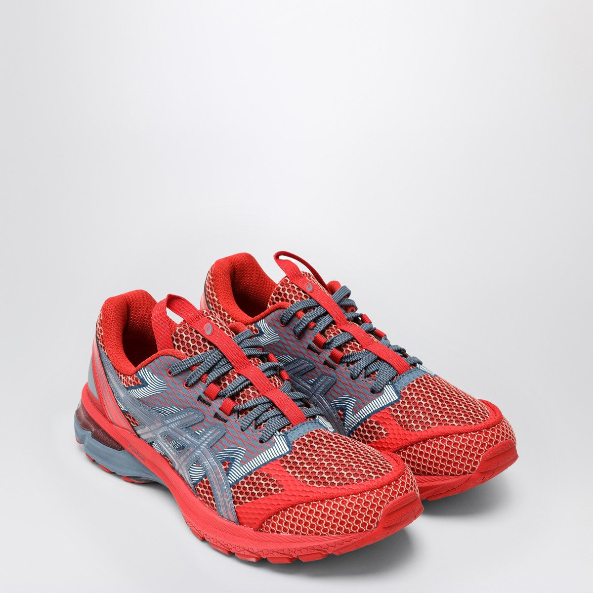 Asics US4‑S Gel‑Terrain Sneakers — Classic Red & Grey