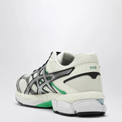 ASICS Gel-Cumulus 16 Sneakers in Ivory/Pure Silver