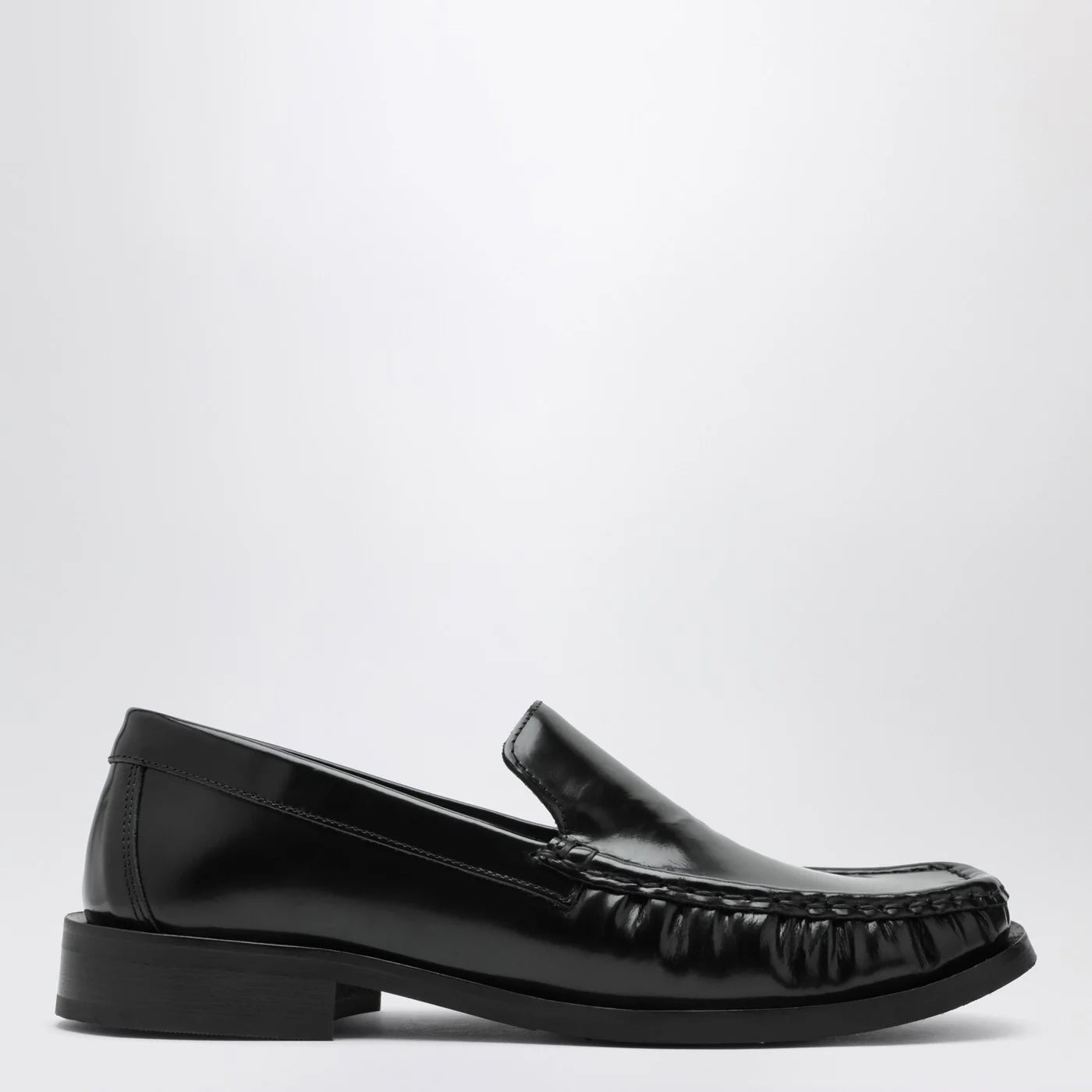 VINNY's Black leather Micahel moccasins