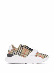 Burberry Sneakers White with Vintage Check