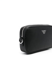 Carteras Emporio Armani de piel texturizada negra