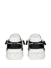 Valentino Garavani Sneakers White leather with Roman Stud
