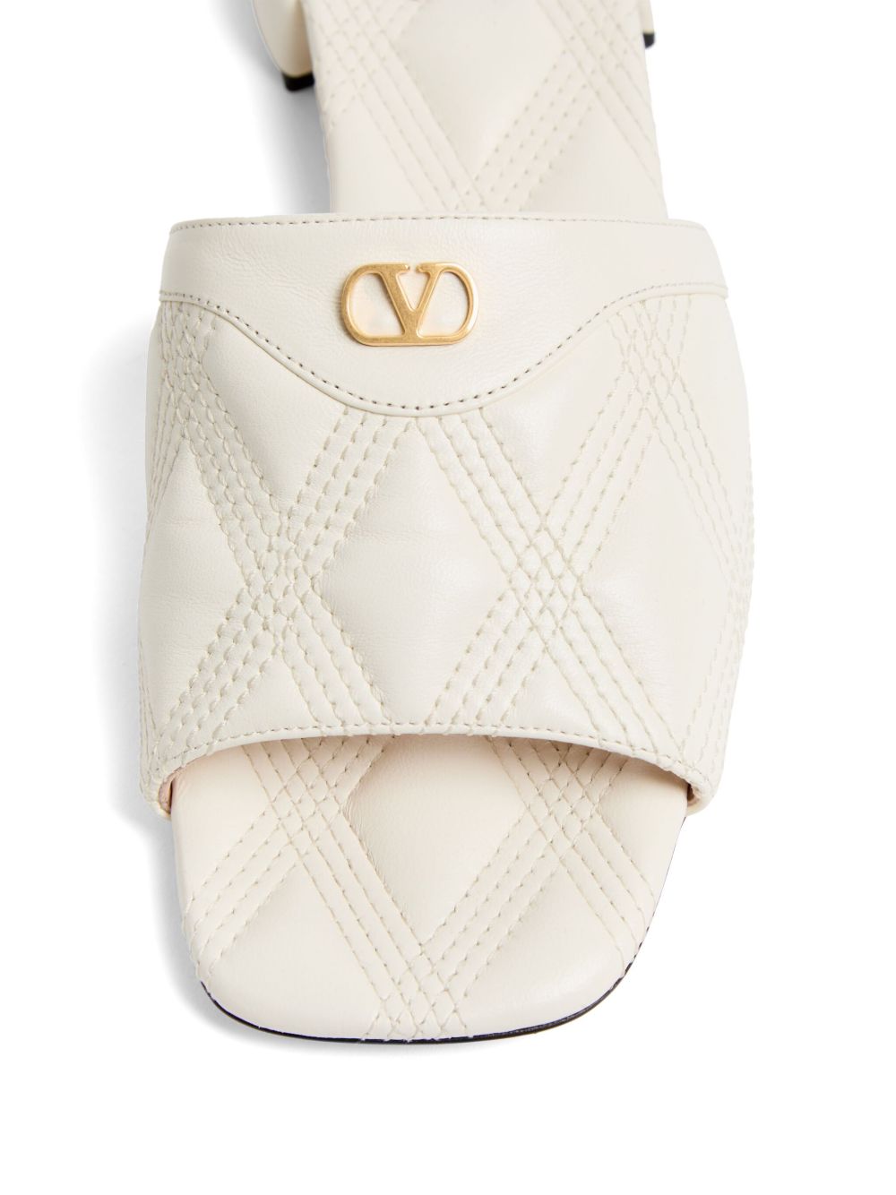 Sandales Valentino Garavani en cuir ivoire