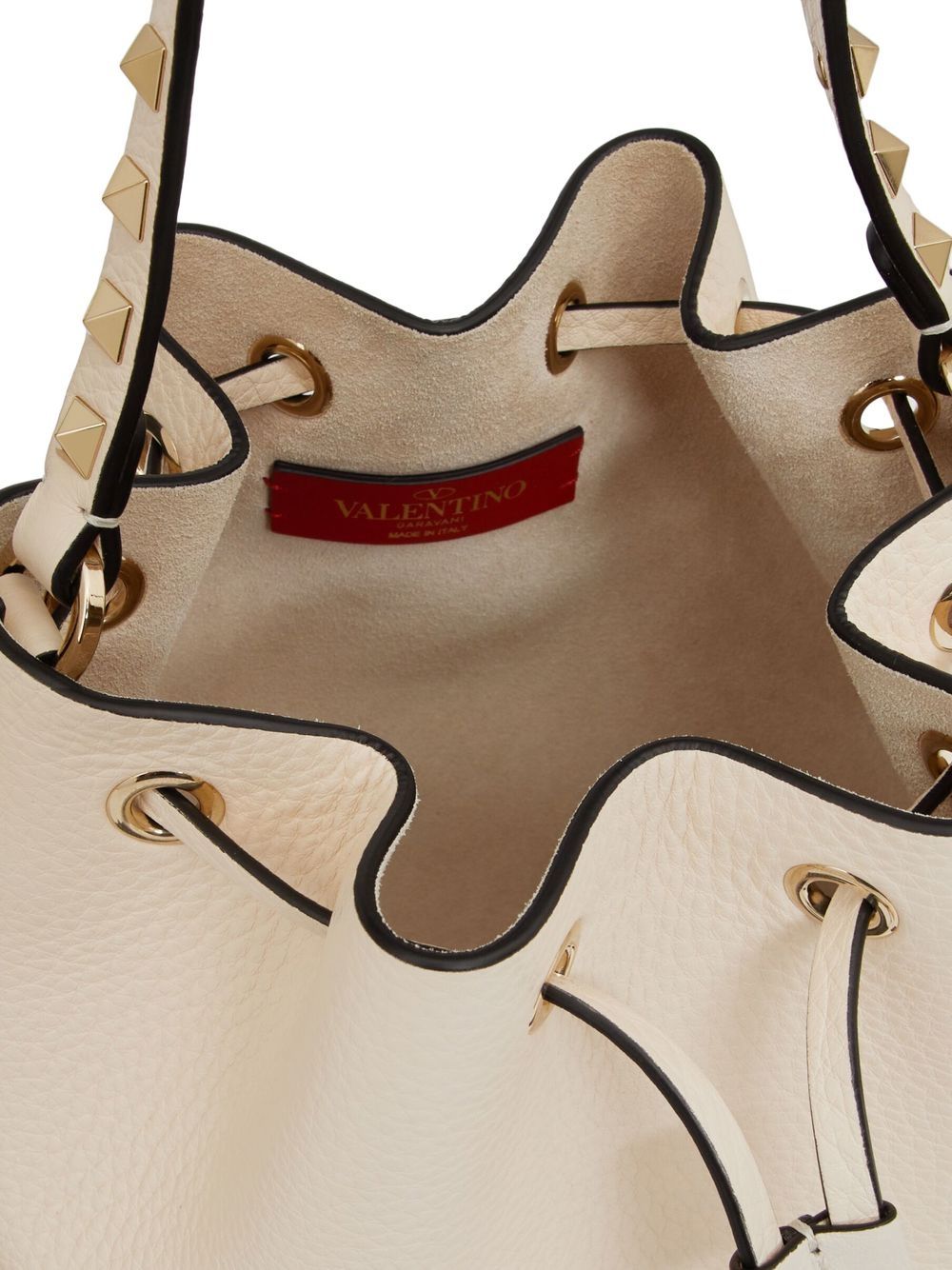 Sacs Valentino Garavani. Sac seau en cuir de veau ivoire