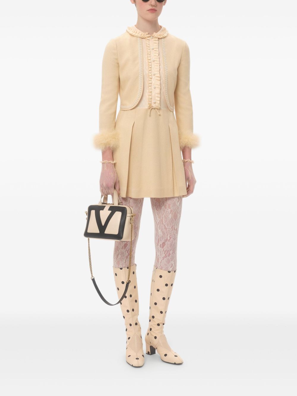 Sacs Valentino Garavani. Sac de voyage en cuir blanc