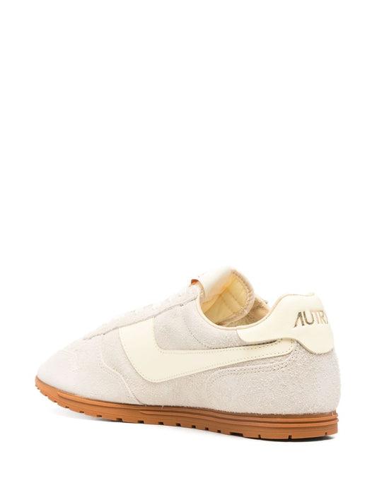 Autry Sneakers Beige — Luxurious Men’s Sneakers