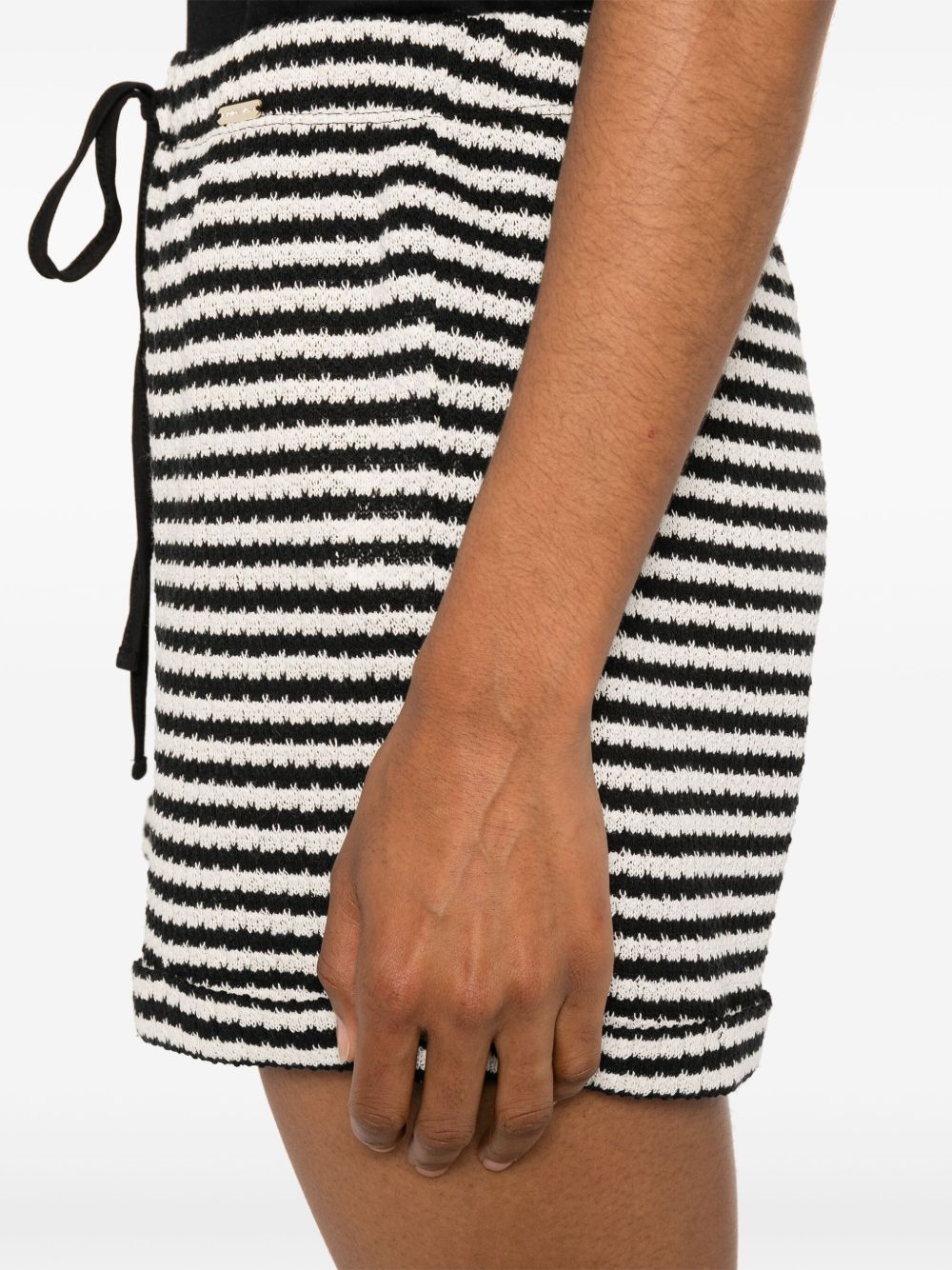 Pantalones cortos negros Emporio Armani Sea Clothing