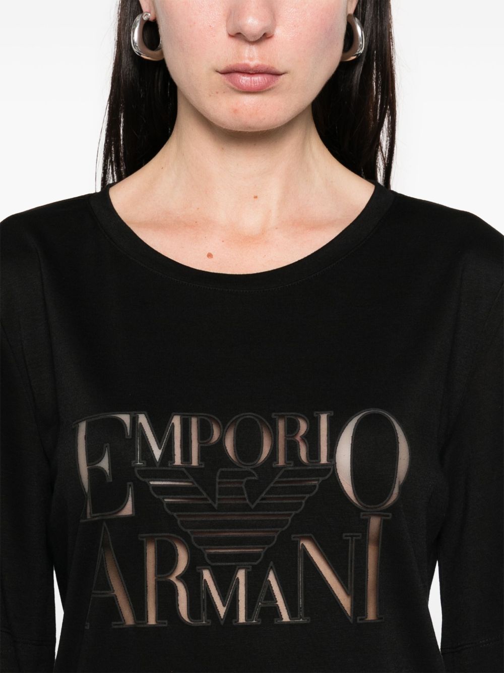Bata camiseta larga negra Emporio Armani Sea Clothing