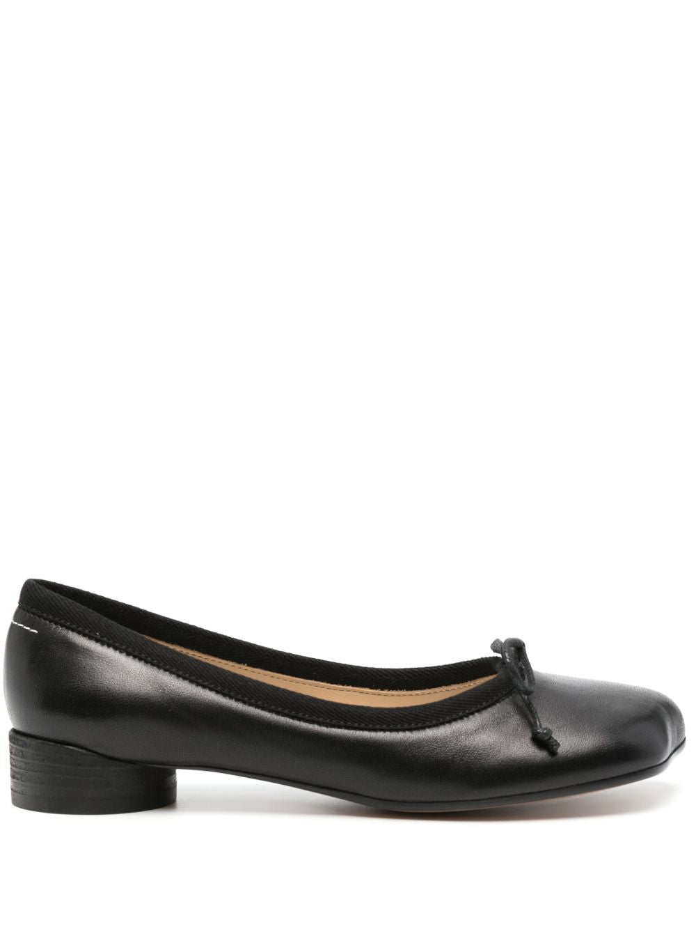 MM6 Maison Margiela Flat shoes in Black leather