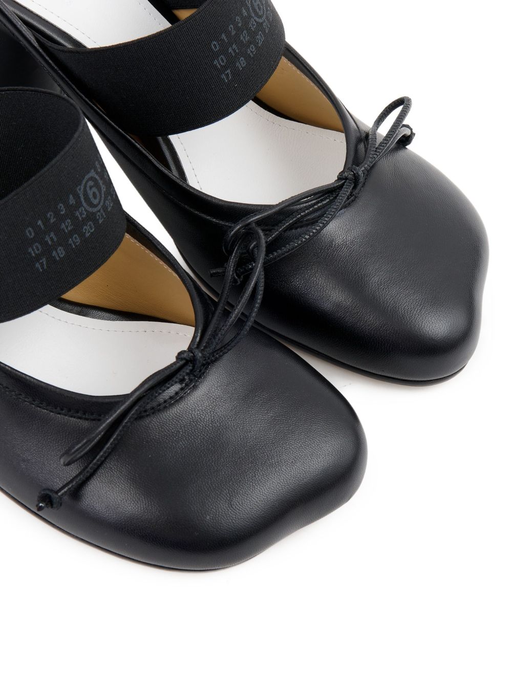 Sandalias MM6 Maison Margiela en piel negra