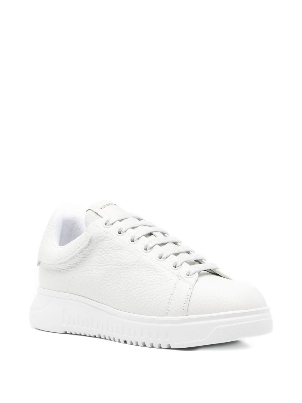 Zapatillas deportivas exclusivas de EMPORIO ARMANI en piel de becerro blanca