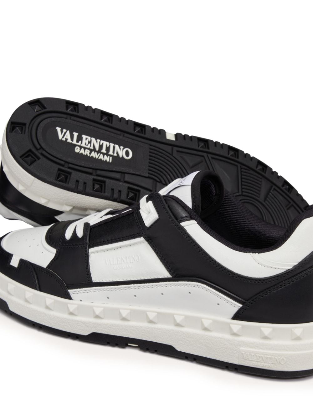Valentino Garavani Zapatillas Negro