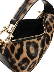 Sacs Ferragamo. Beige