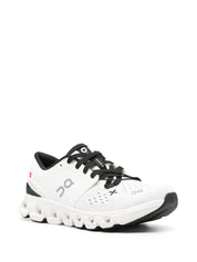 ON Sneakers Cloud X 4 en tricot ivoire