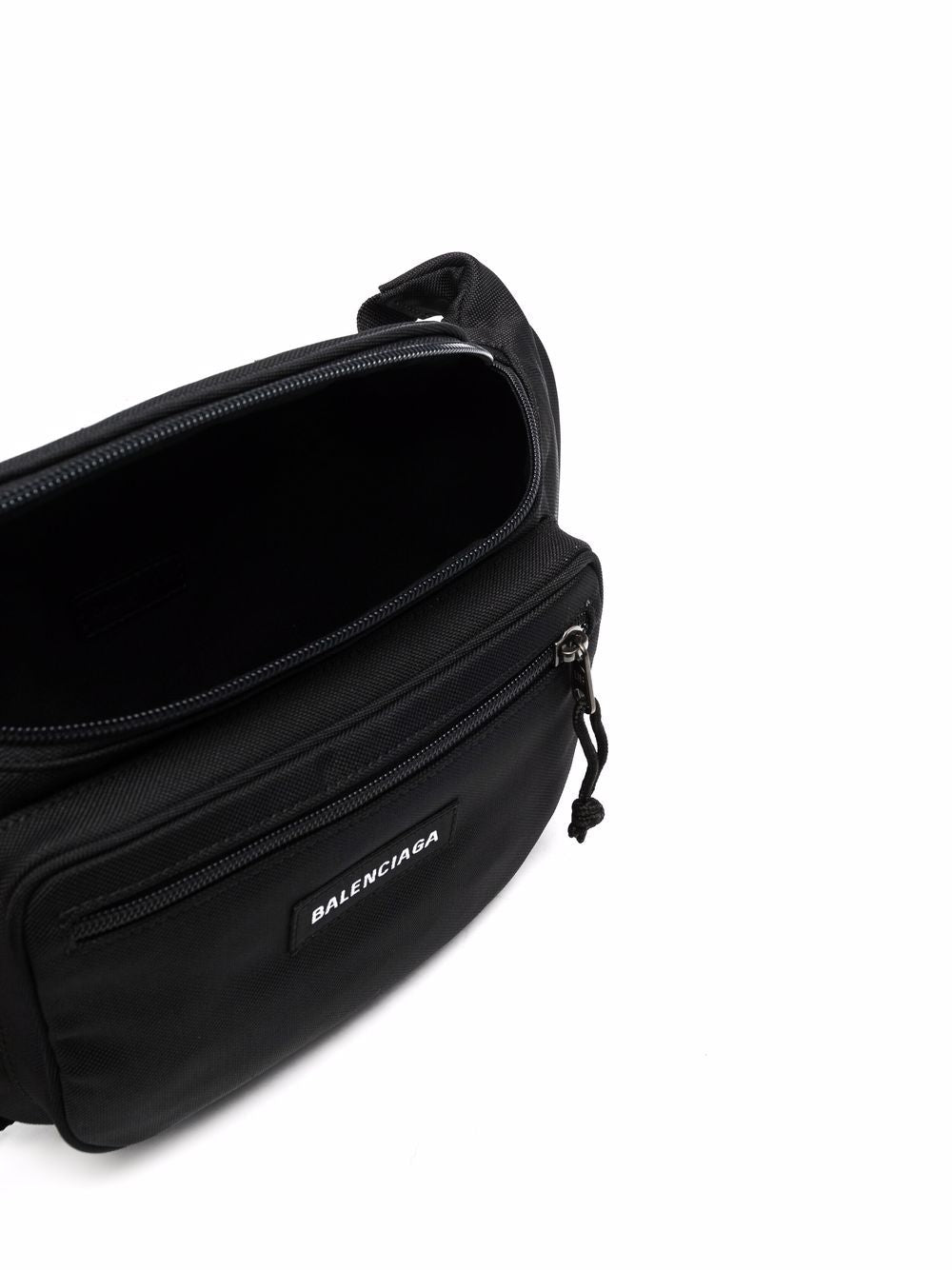 Sacs Balenciaga. Sac ceinture noir en nylon recyclé