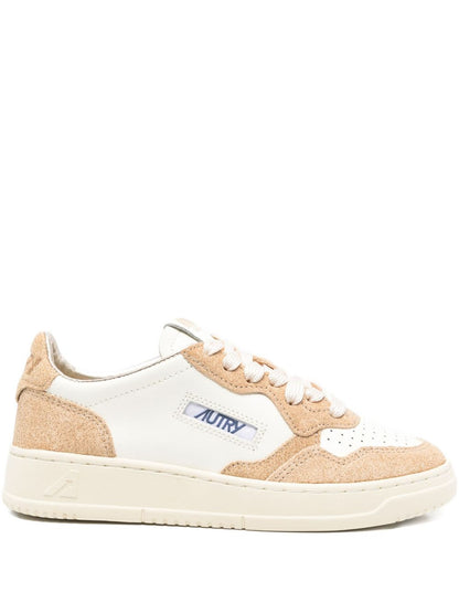 Autry Sand Beige Leather Sneakers — Medalist Low