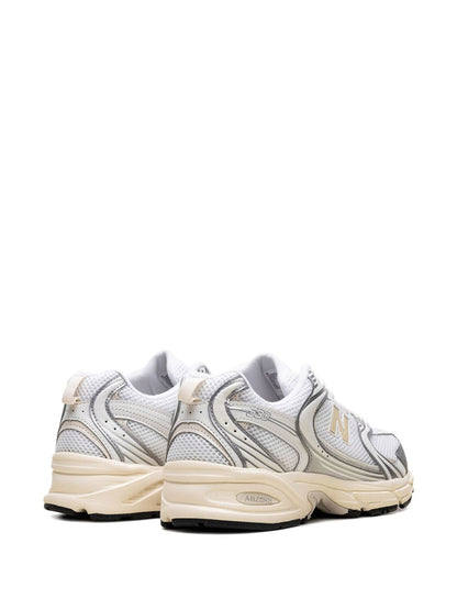New Balance Sneakers Silver — ABZORB Comfort, Refined Shine