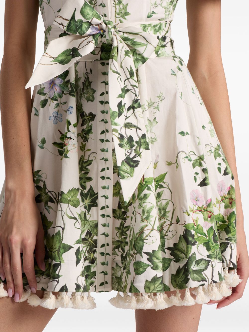 Robes Alice + Olivia Robe chemise en soie blanche