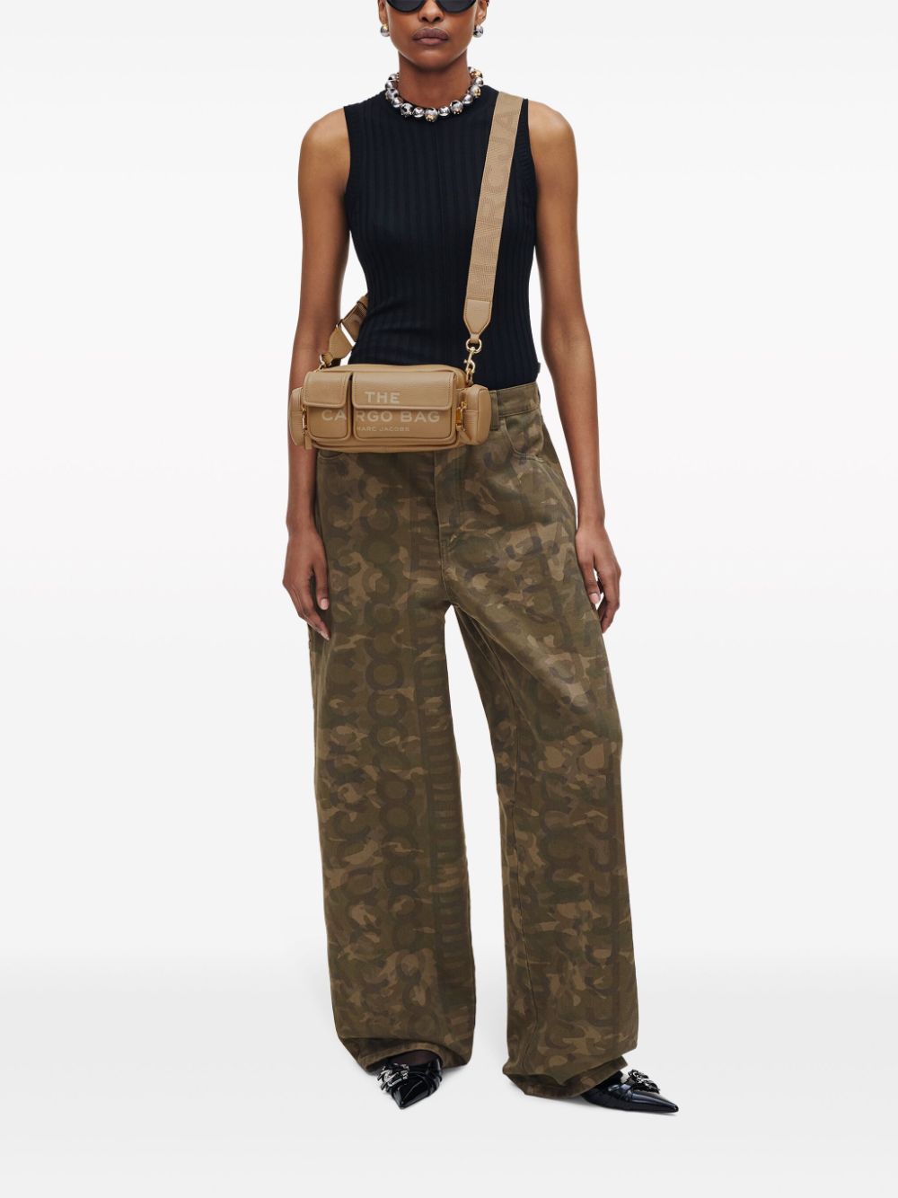 Bolsos Marc Jacobs.. Bolso de hombro de piel camel