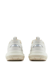 Zapatillas blancas exclusivas de Emporio Armani