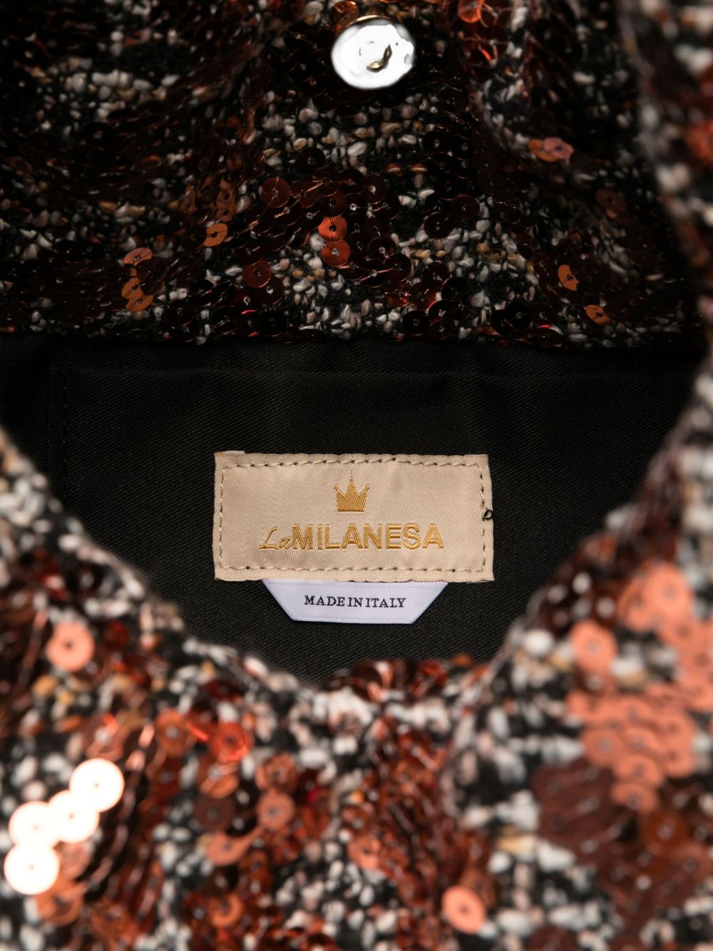 Bolso de hombro triangular adornado con lentejuelas La Milanesa