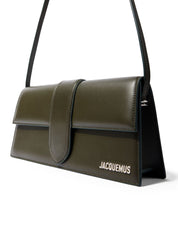 Bolso de hombro largo Jacquemus Le Bambino en piel verde caqui oscuro
