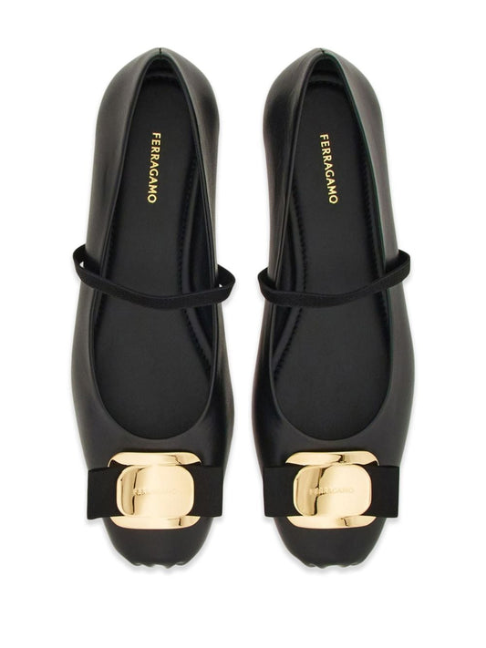 Ferragamo Black Flat Shoes — Effortless Elegance