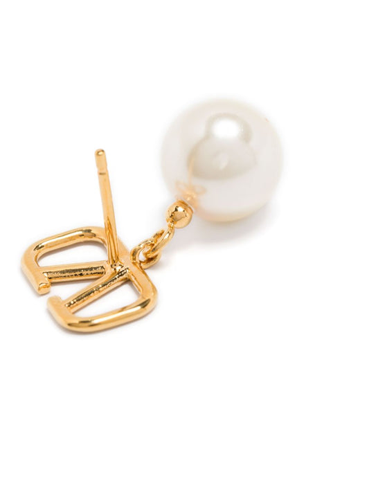 Valentino Garavani Bijoux Golden VLogo Pearl Earrings