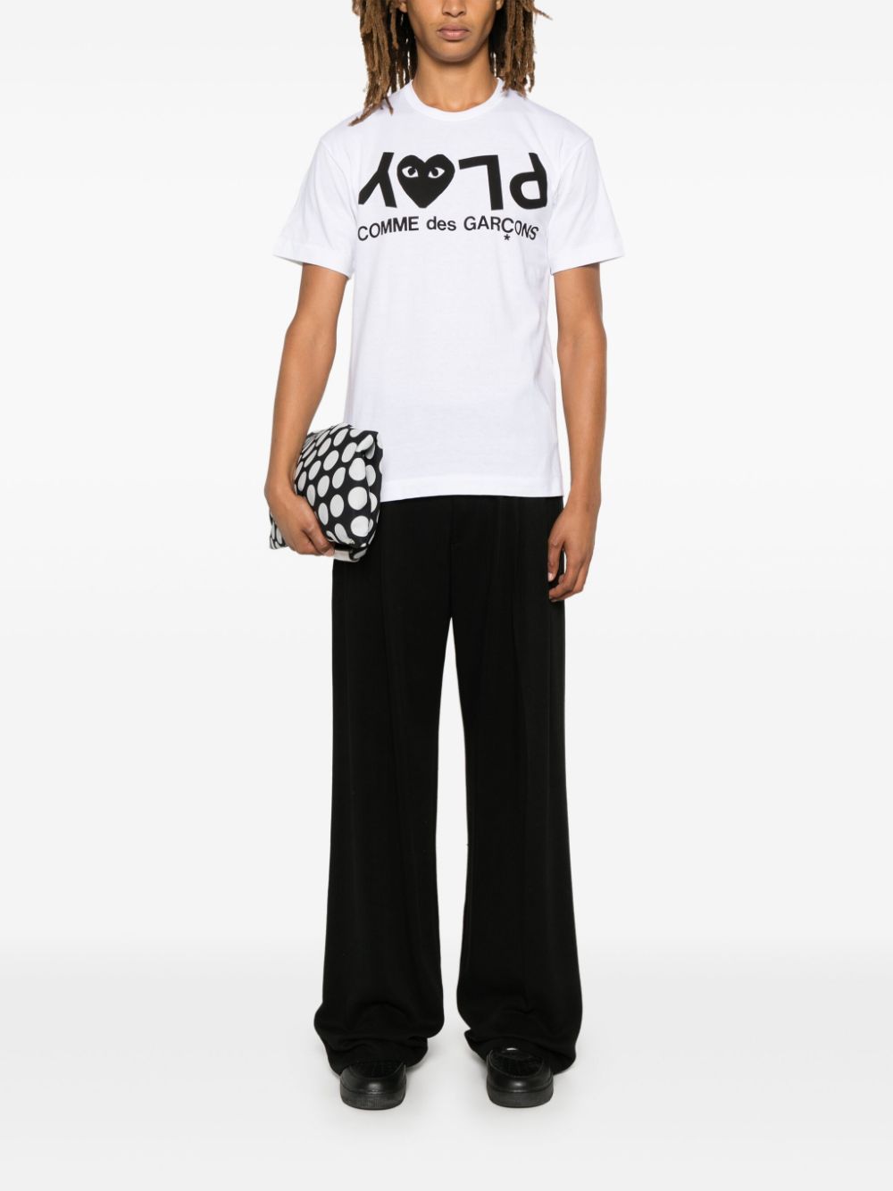 Comme des Garçons White T-shirt: Effortless Elegance