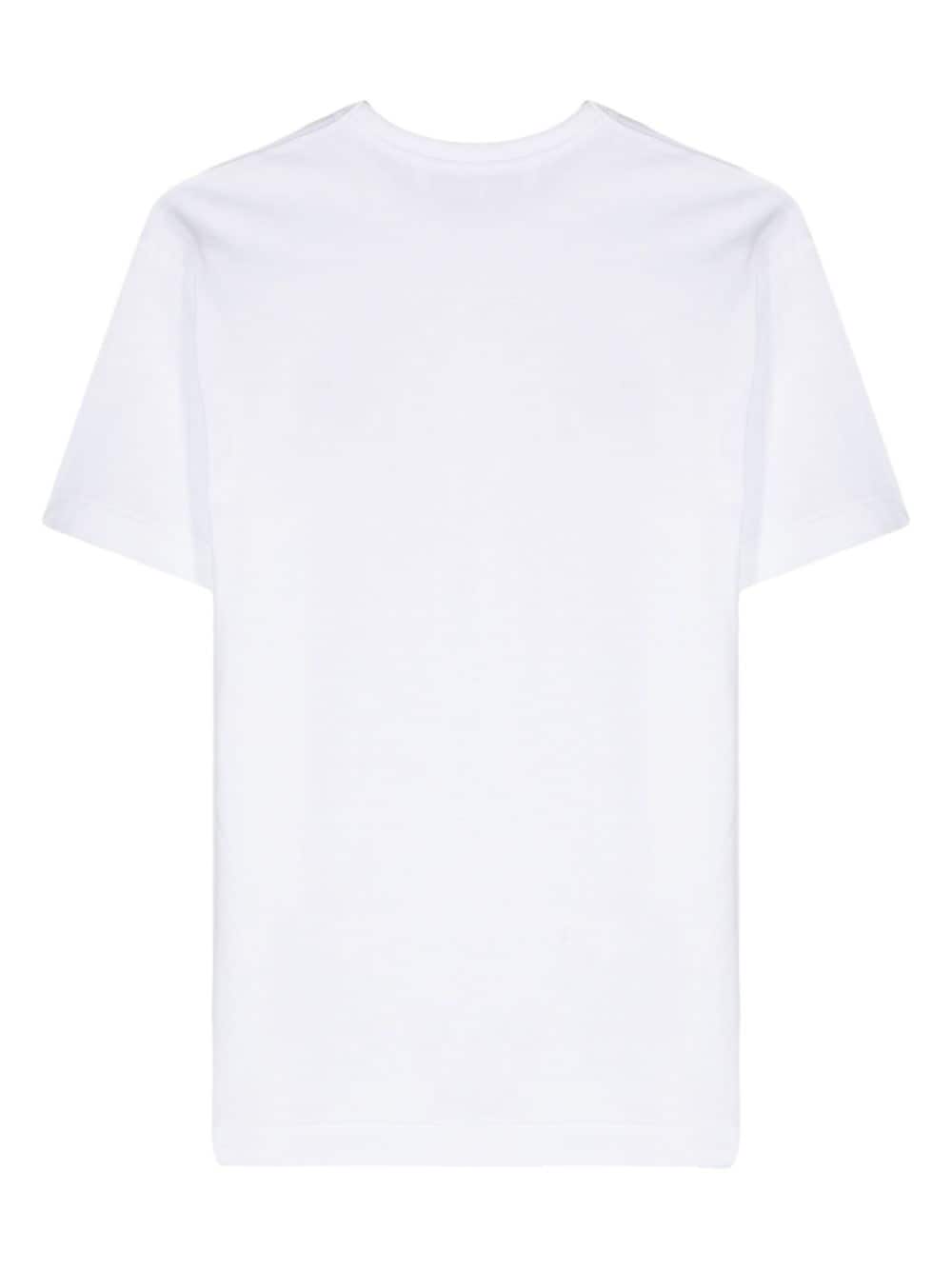 Comme des Garçons White T-Shirt: Effortless Elegance