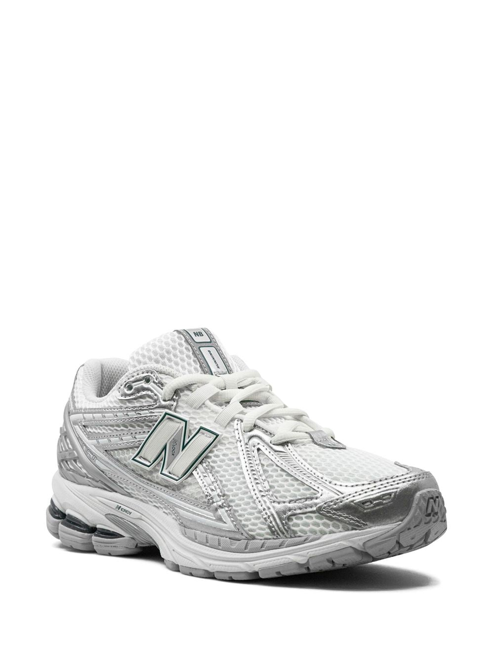 New Balance Sneakers Silver — Men’s Designer Sneakers