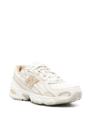 New Balance Sneakers Beige