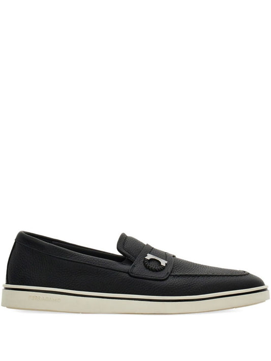 Ferragamo Flat shoes Black