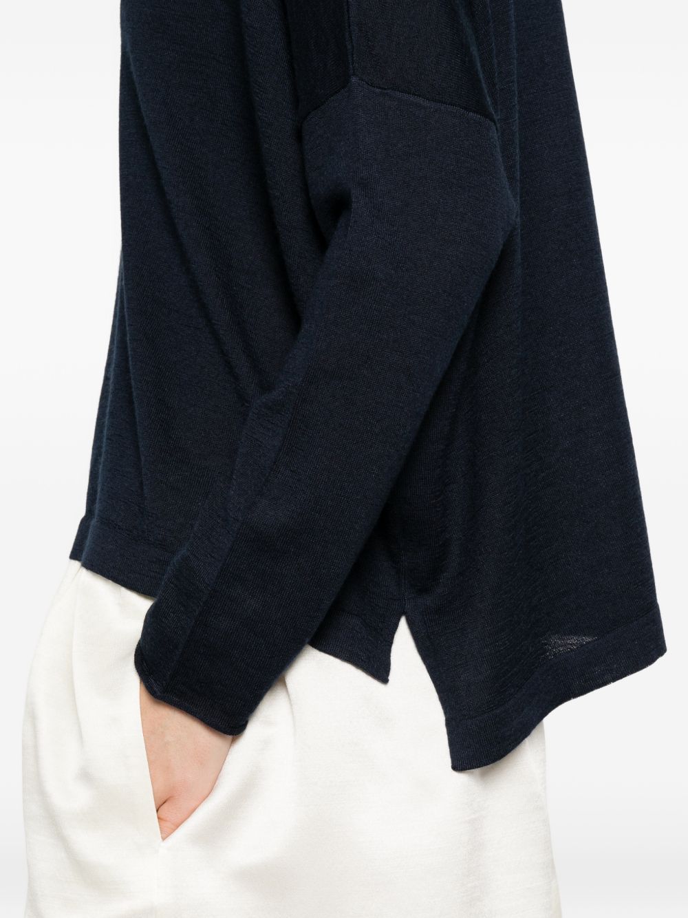Beyou Cashmere & Silk V‑Neck Sweater — Blue, Luxury Fit