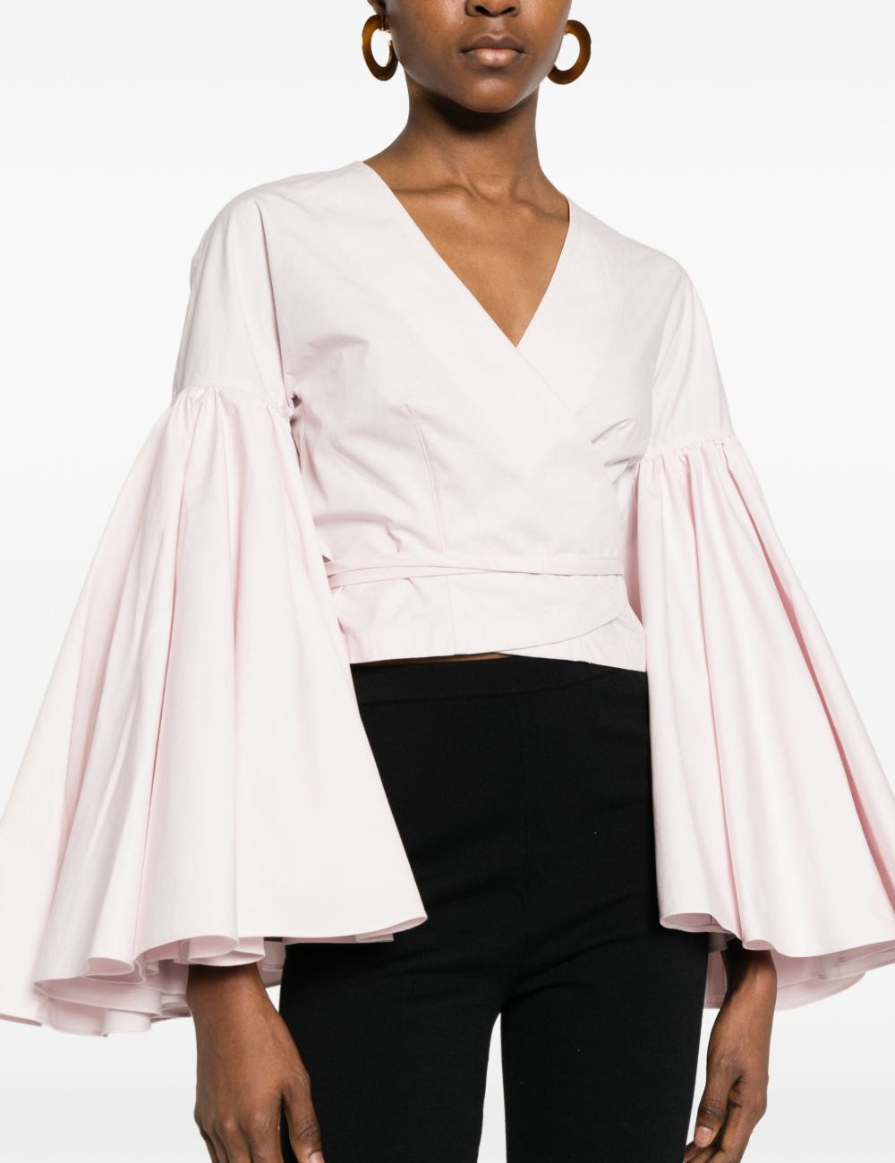 190186562---ss26---jacquemus---tow00904aw00648410_1_p.jpg