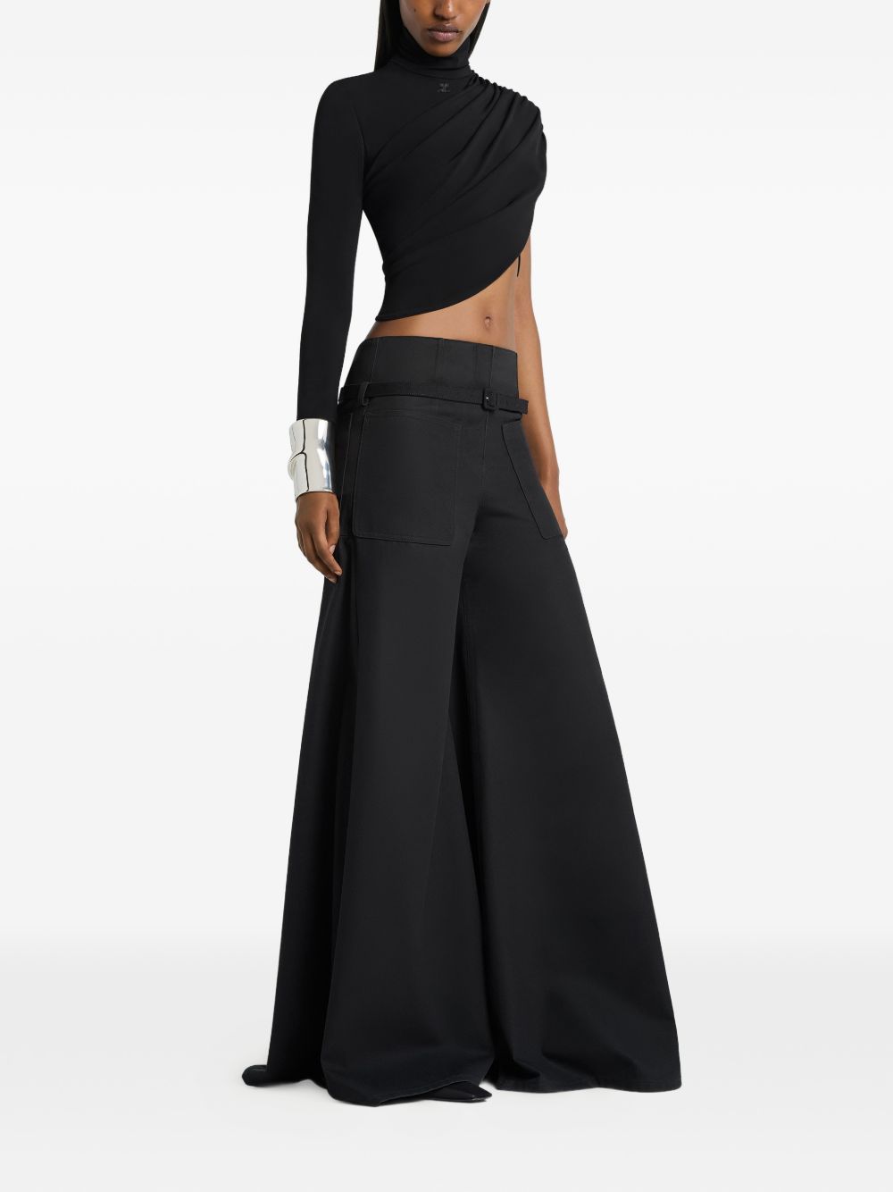 Courrèges Asymmetric Top – Black Cropped Twist Sleeve