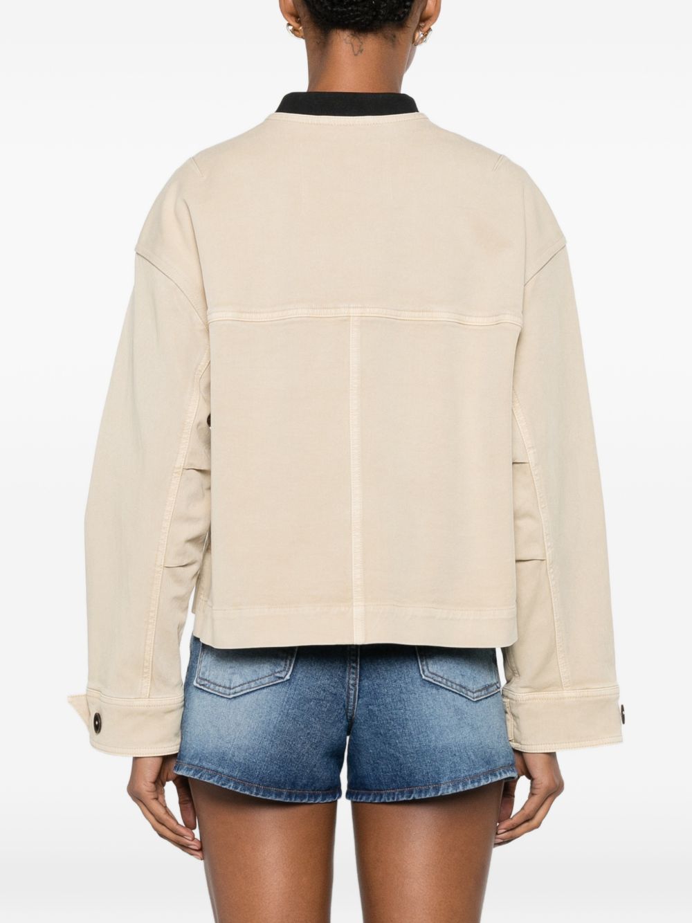 Closed Jackets