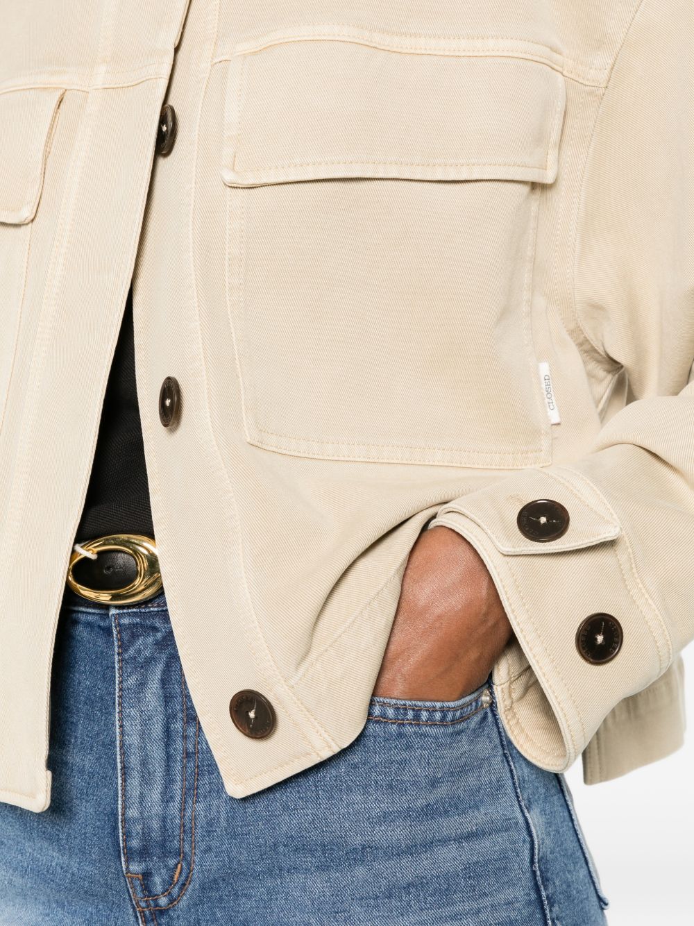 Closed Jackets